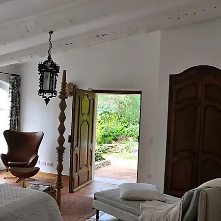 Mas Du Perthus 4*