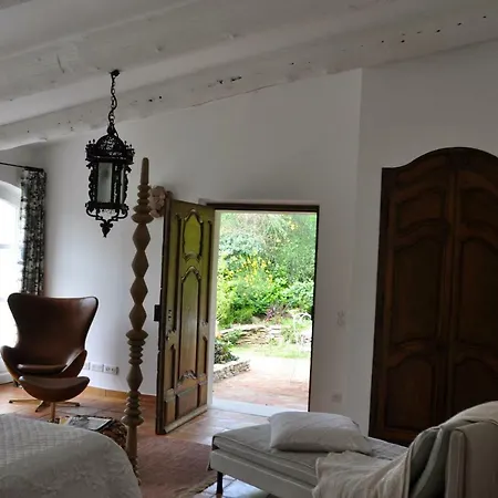 Mas Du Perthus 4*