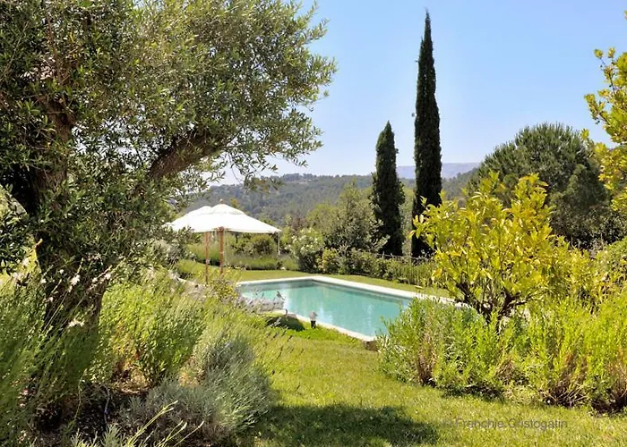 Mas Du Perthus Отель типа 